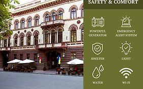 Londonskaya SPA Hotel